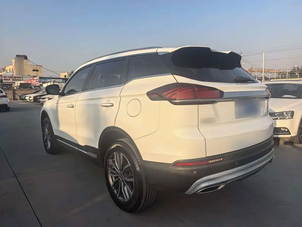 Geely Boyue — миниатюра 5