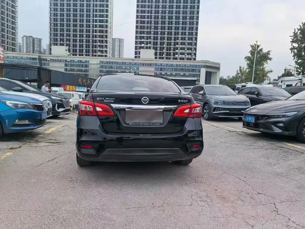 Nissan Sylphy — миниатюра 8