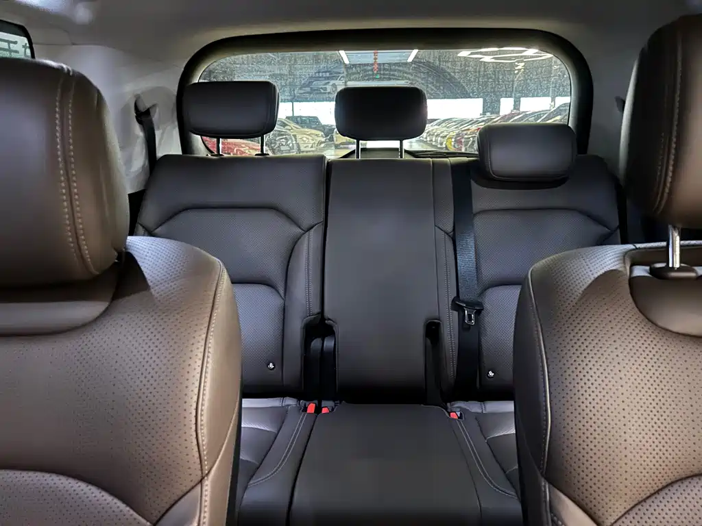 Wuling Xingguang 730 New Energy — миниатюра 8