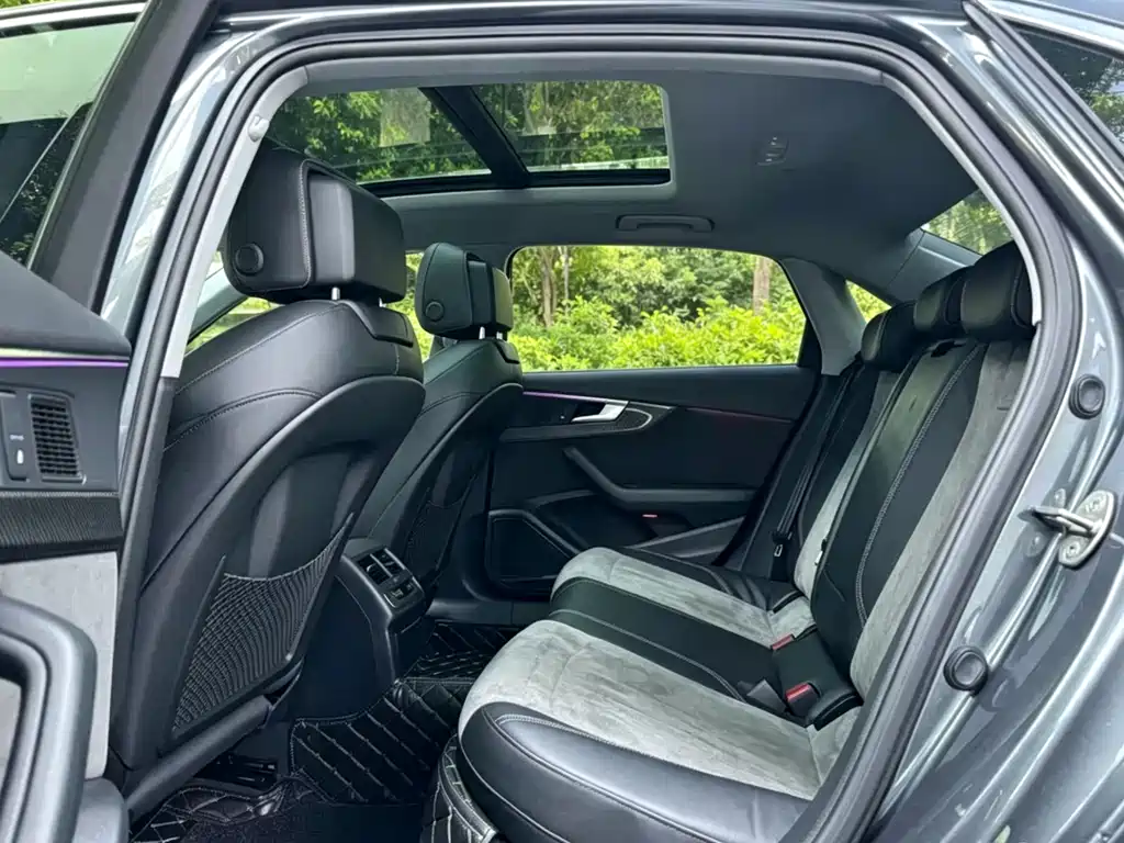 Audi A4L 2020 45 TFSI quattro