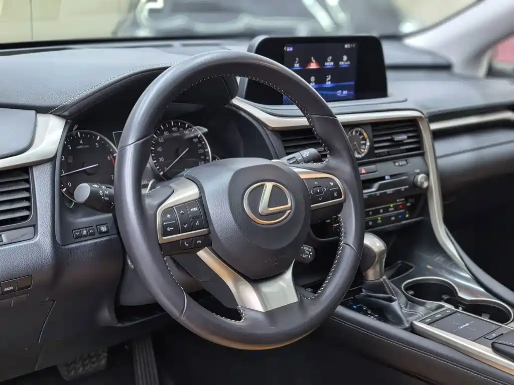 Lexus RX — миниатюра 15