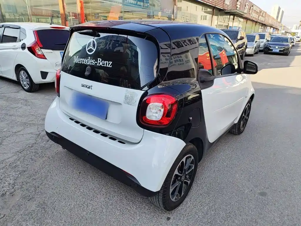 smart Smart Fortwo — миниатюра 7