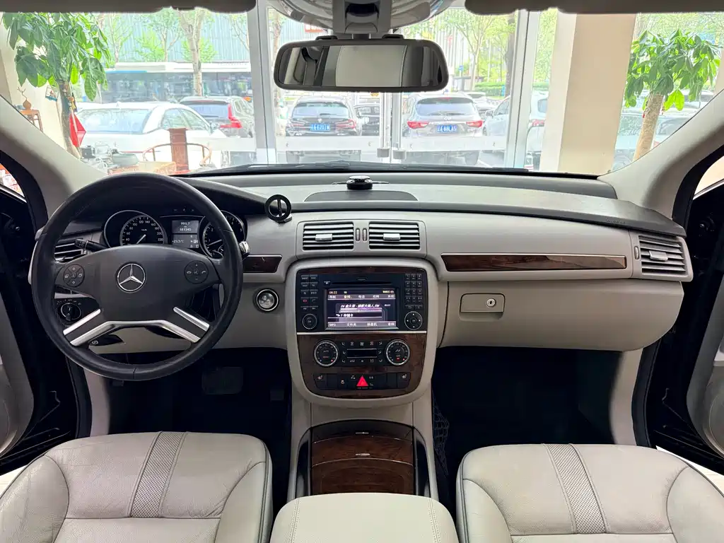 Mercedes-Benz R-Class — миниатюра 7