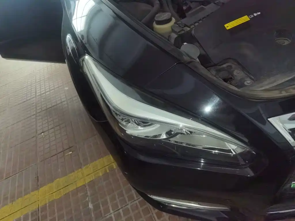 Infiniti Q70 — миниатюра 7