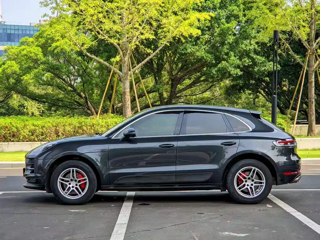 Porsche Macan — миниатюра 4