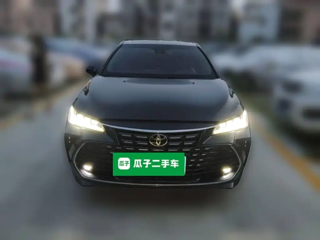Toyota Avalon — миниатюра 2