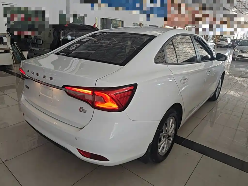 Roewe i5 — миниатюра 7