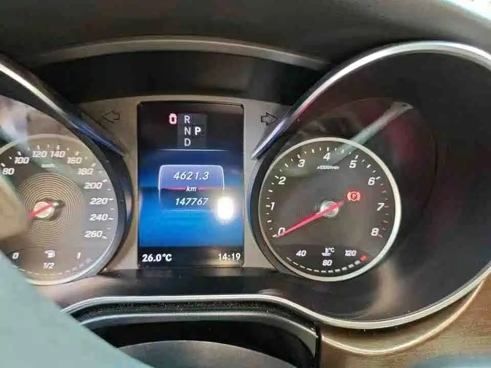 Mercedes-Benz V-Class — миниатюра 7