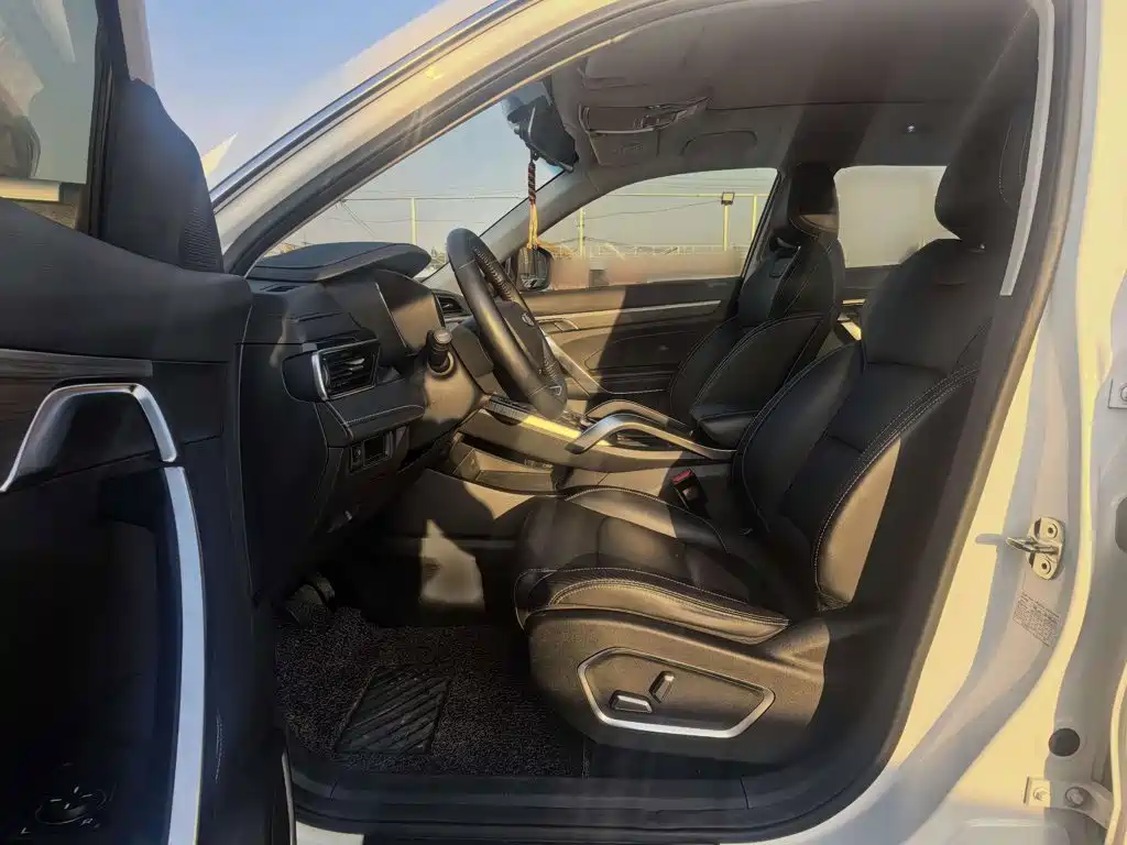 Geely Boyue — миниатюра 10