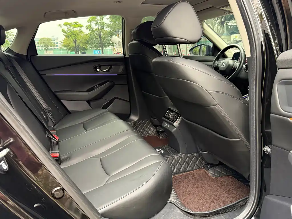 Honda Accord — миниатюра 11