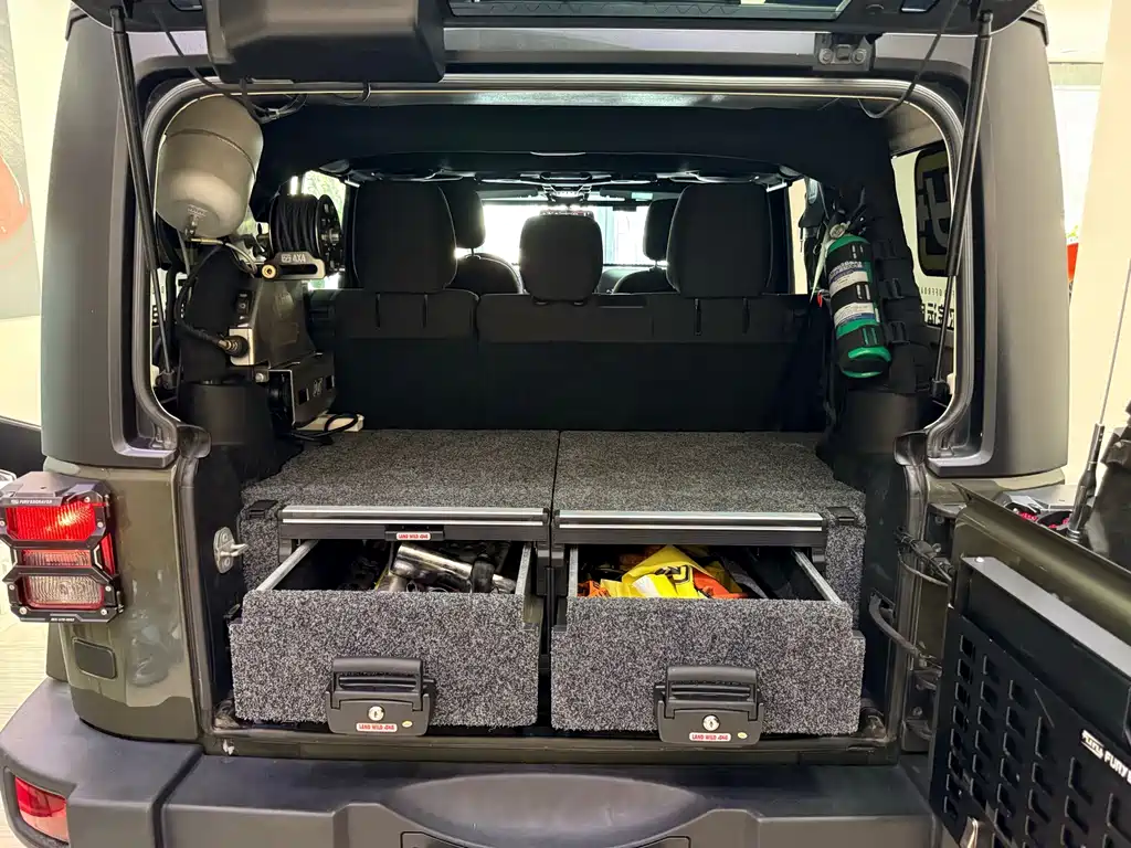 Jeep Wrangler — миниатюра 19