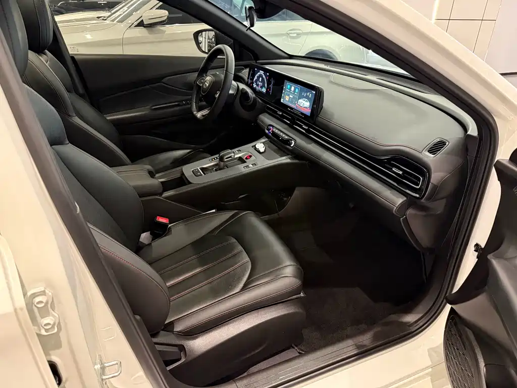 GAC Motor Empow Empow H High Energy Hybrid Edition, фото 9
