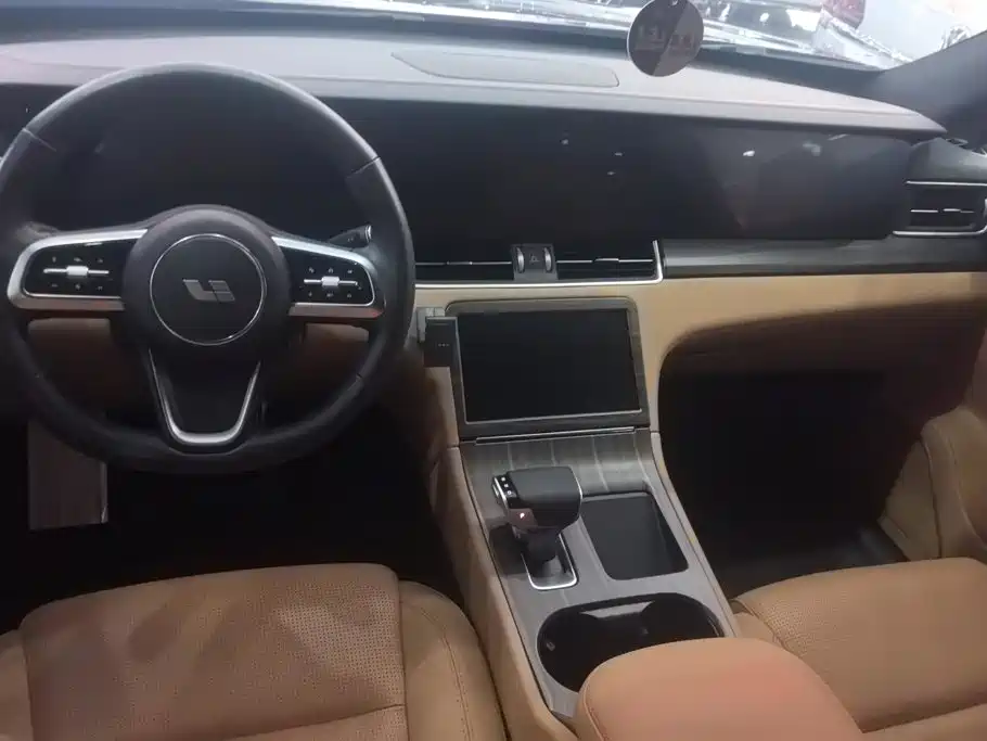 Li Auto Li ONE — миниатюра 12