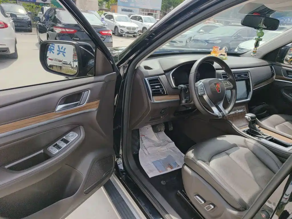 Roewe RX8 — миниатюра 16