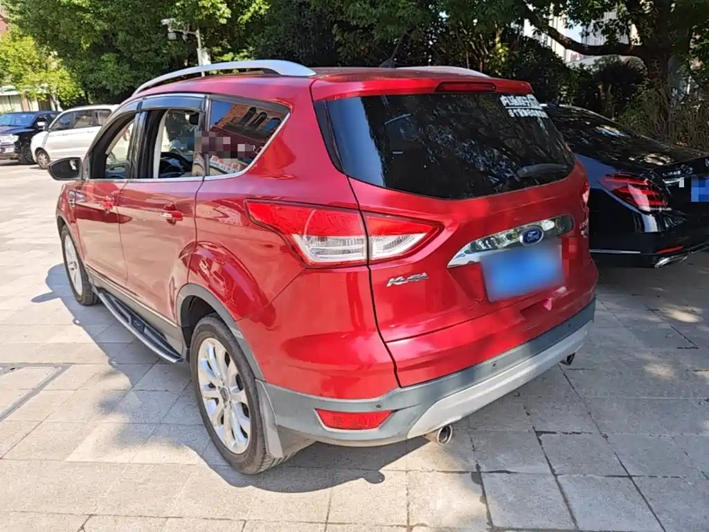 Ford Kuga — миниатюра 5