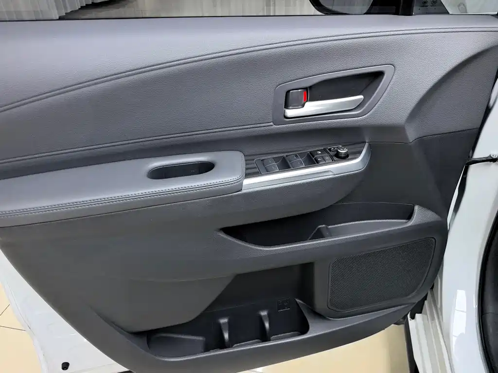 Toyota Sienna 2023 2.5L Luxury