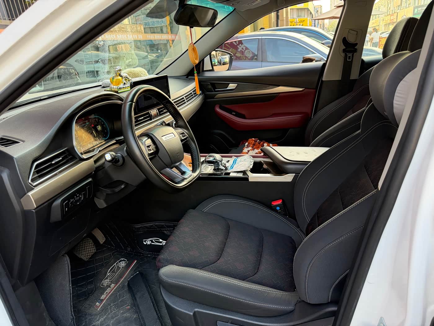 Jetour Jetour X70 1.5 л 2023 г. Белый, пробег 40000 км