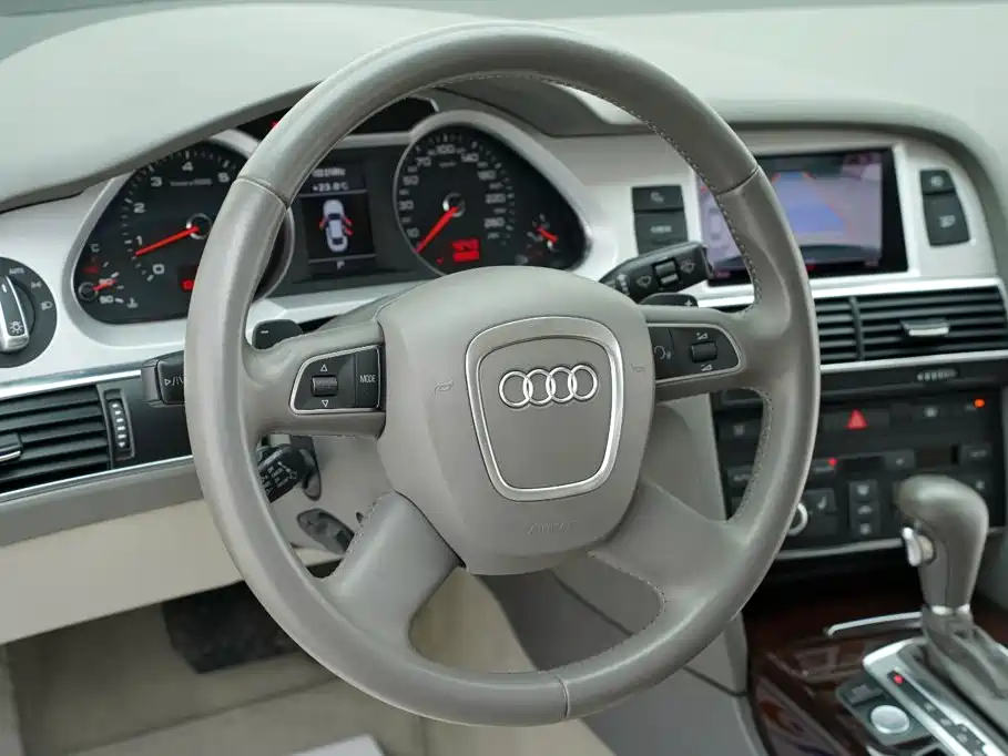 Audi A6L — миниатюра 9