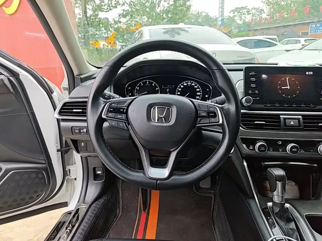 Honda Accord — миниатюра 11