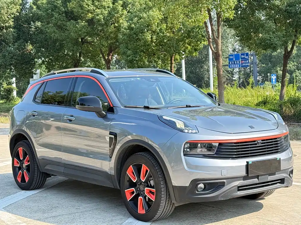 Lynk & Co 01 — миниатюра 3