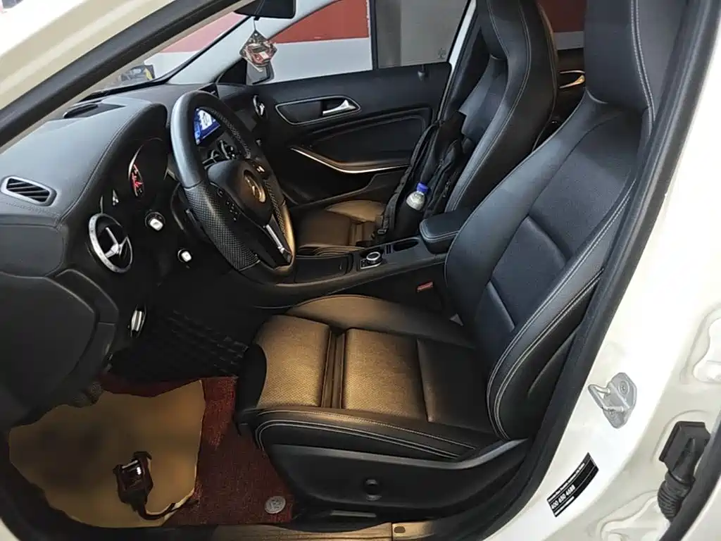 Mercedes-Benz GLA — миниатюра 15