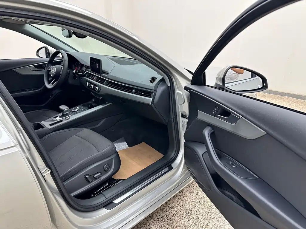 Audi A4L — миниатюра 28