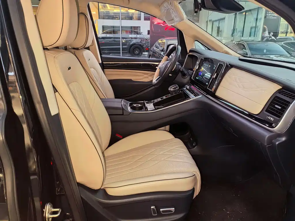 GAC Motor Trumpchi M8 — миниатюра 4