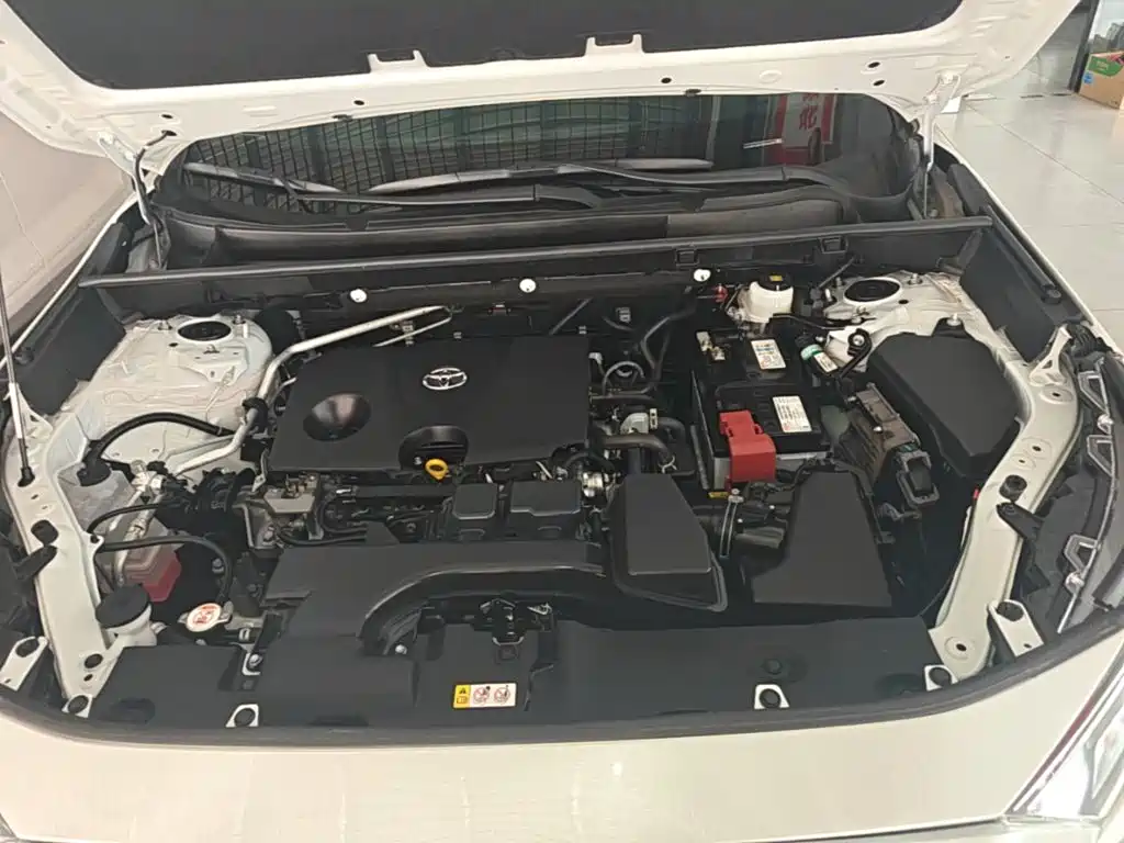 Toyota RAV4 — миниатюра 20