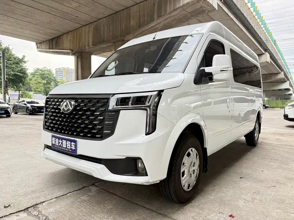 MAXUS V80