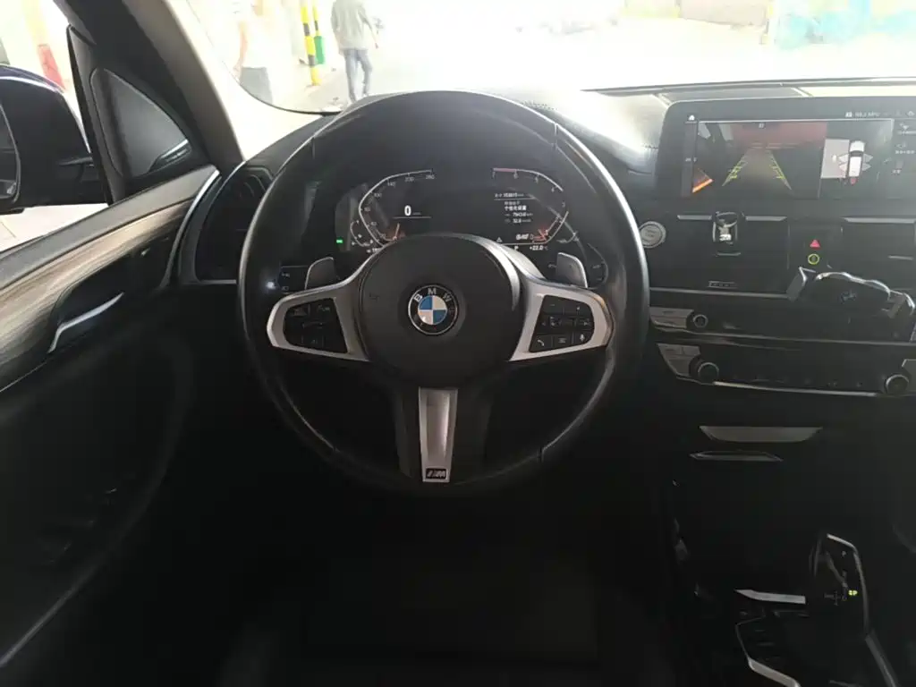 BMW X3 — миниатюра 11