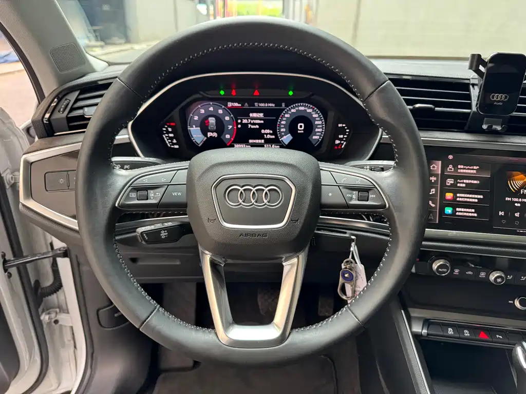 Audi Q3 — миниатюра 8
