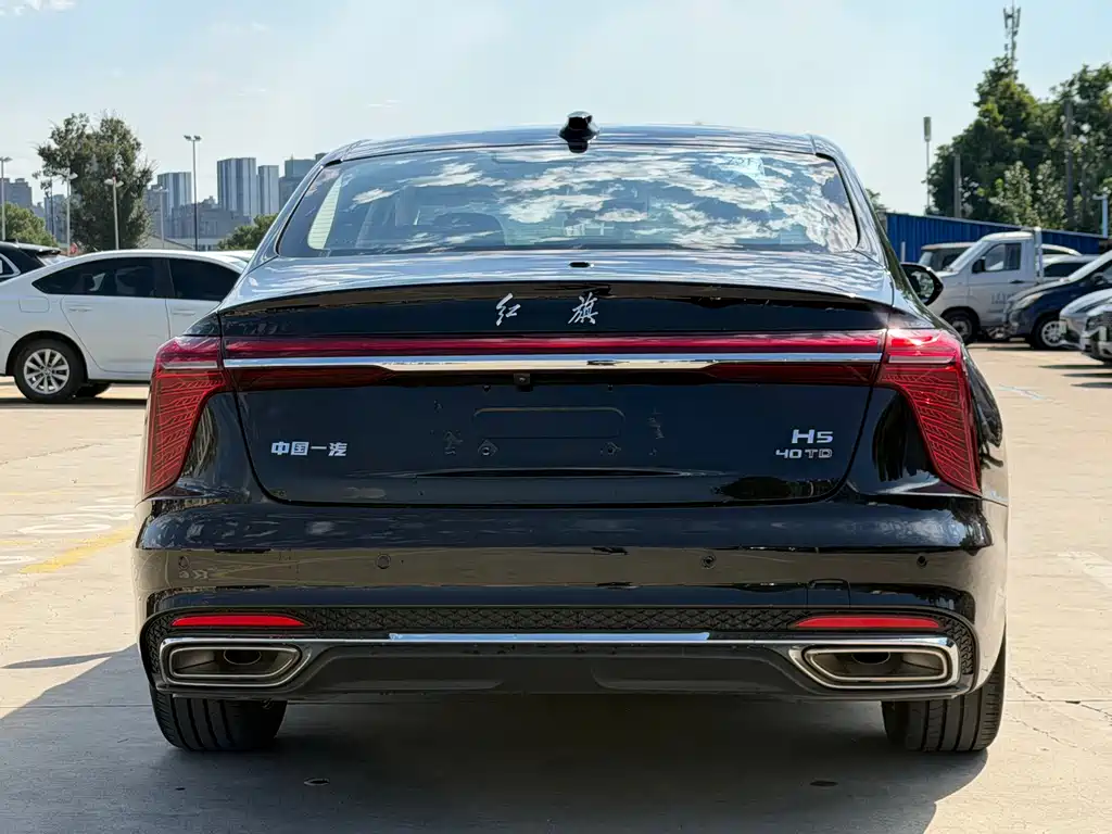 Hongqi Hongqi H5 — миниатюра 5