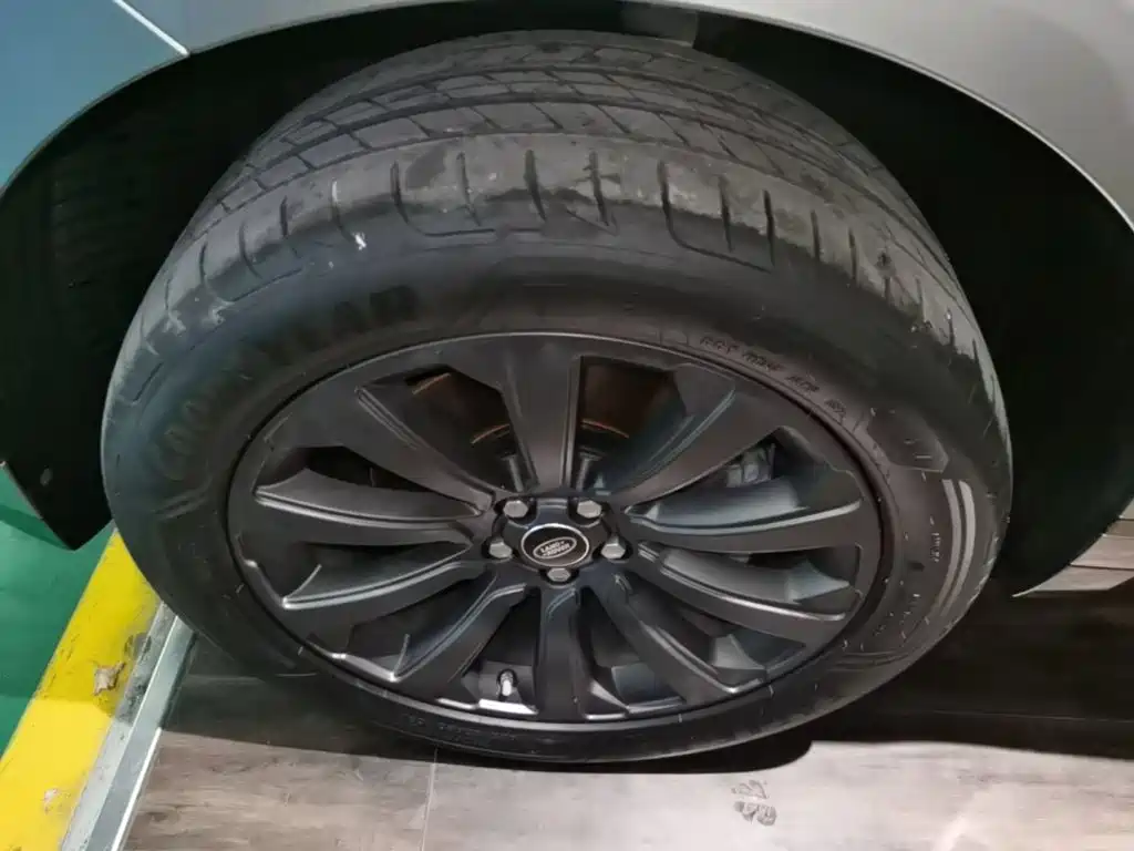 Land Rover Velar — миниатюра 23