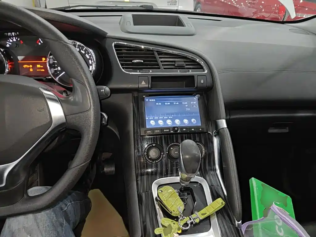 Peugeot 3008 — миниатюра 10