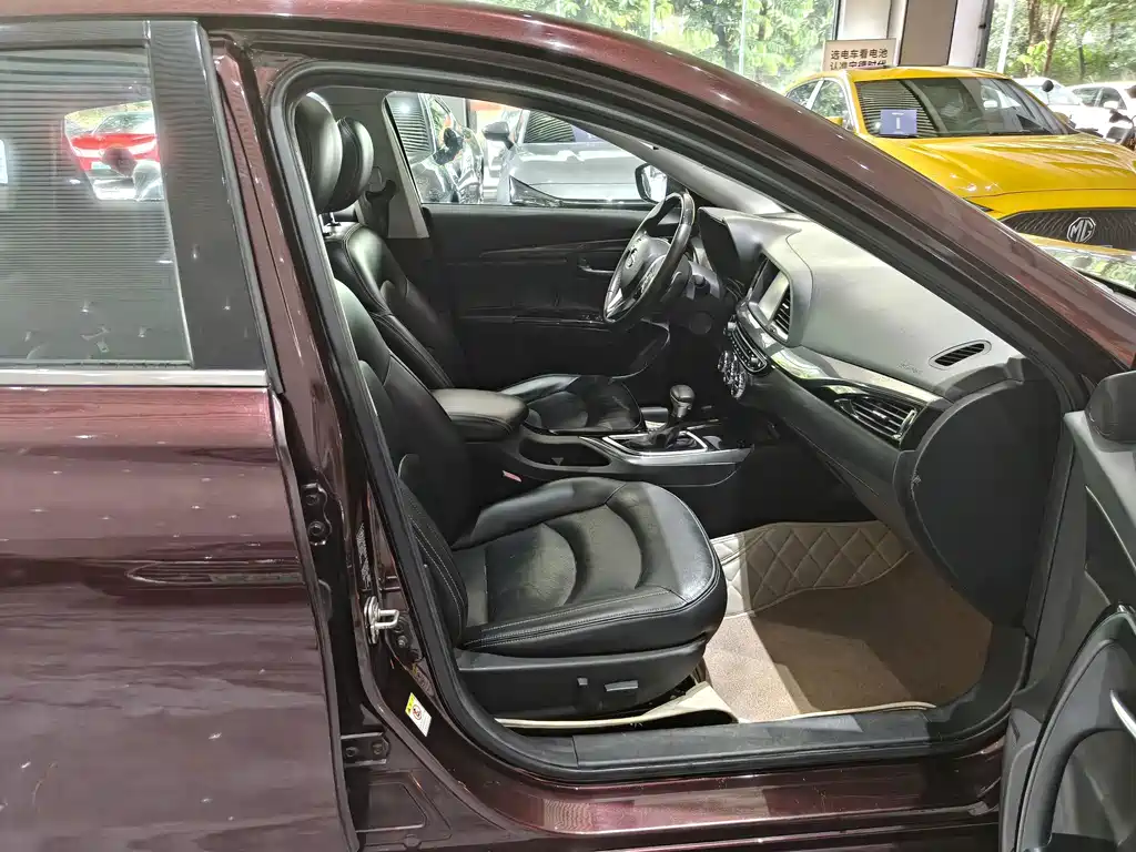 GAC Motor Trumpchi GA6 — миниатюра 4