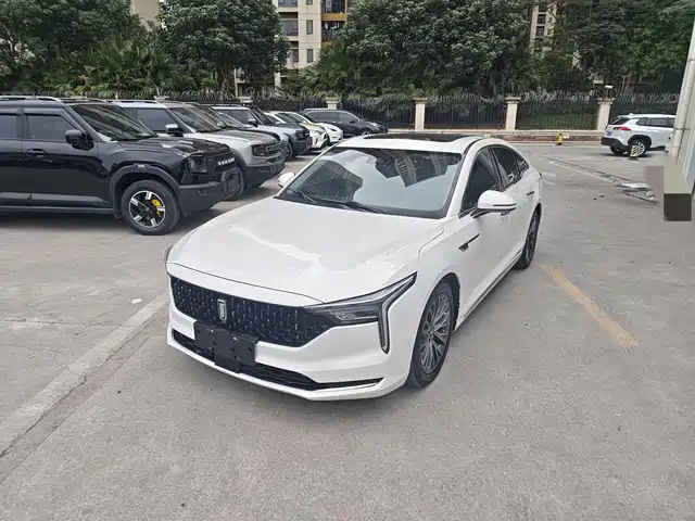 2023 Bestune B70