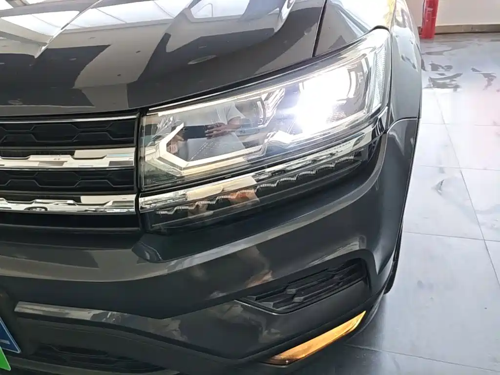 Volkswagen Tharu — миниатюра 24