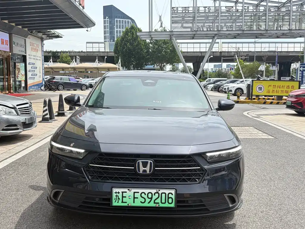 Honda Accord New Energy — миниатюра 2