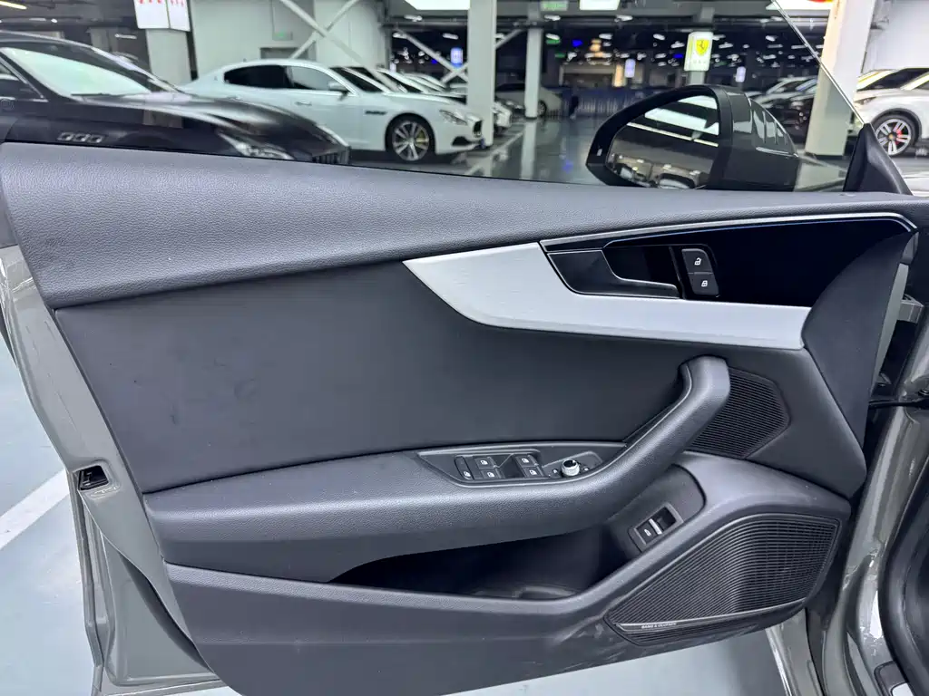 Audi A5 (Import) — миниатюра 4