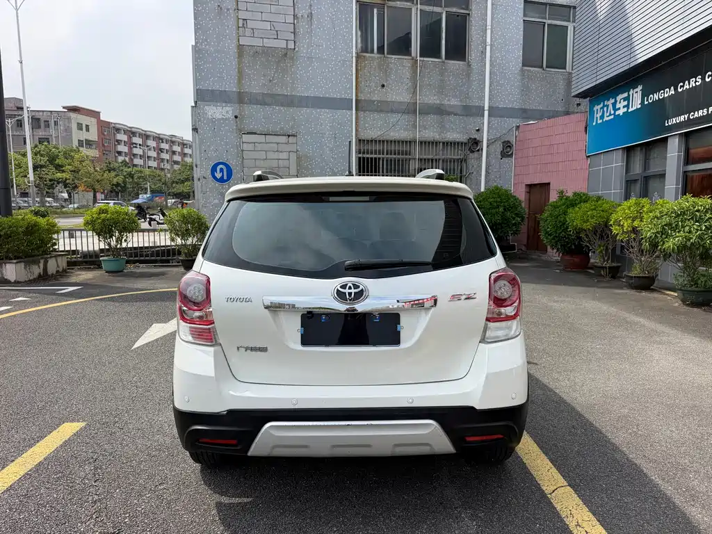 Toyota Verso — миниатюра 5