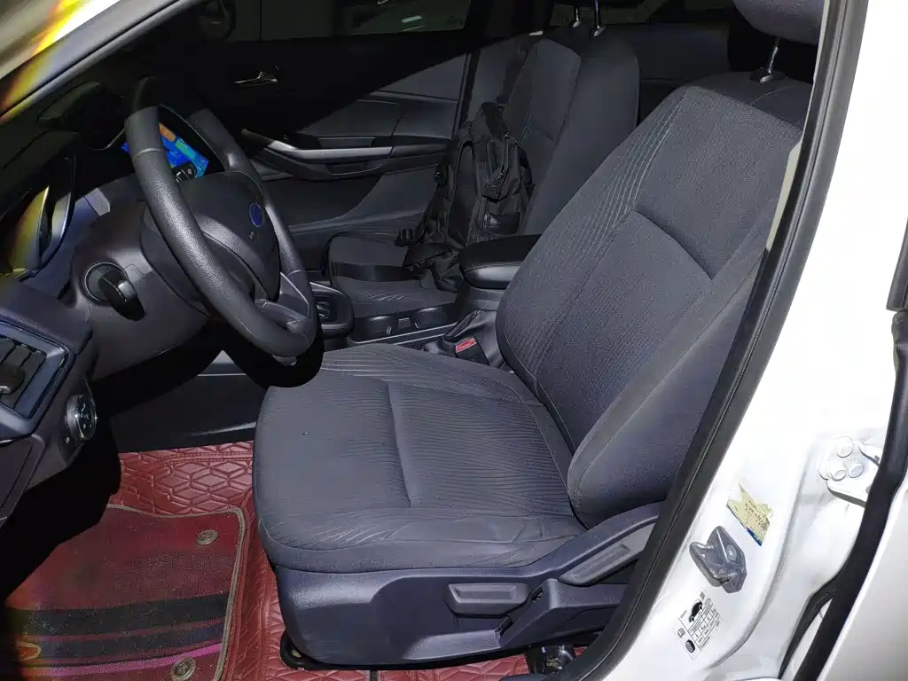 Ford Escort — миниатюра 15