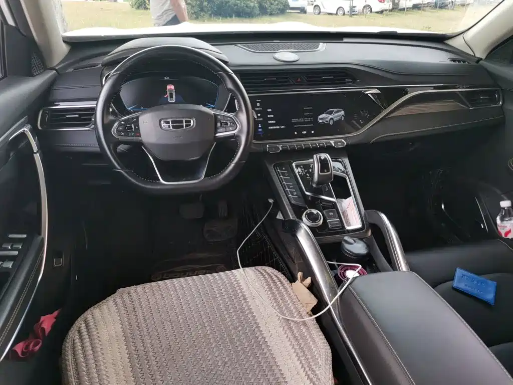 Geely Boyue — миниатюра 10
