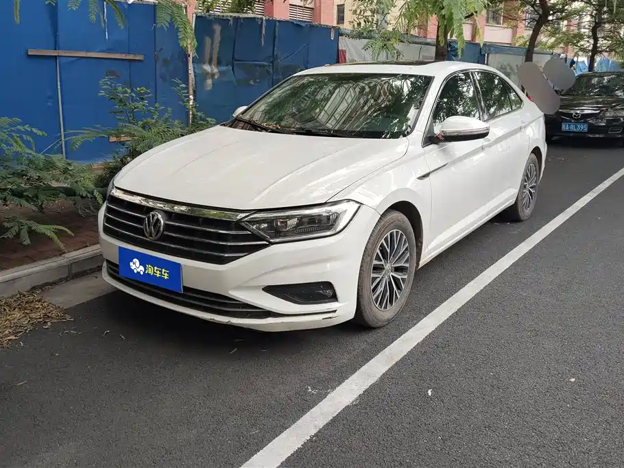 Купить Volkswagen Sagitar