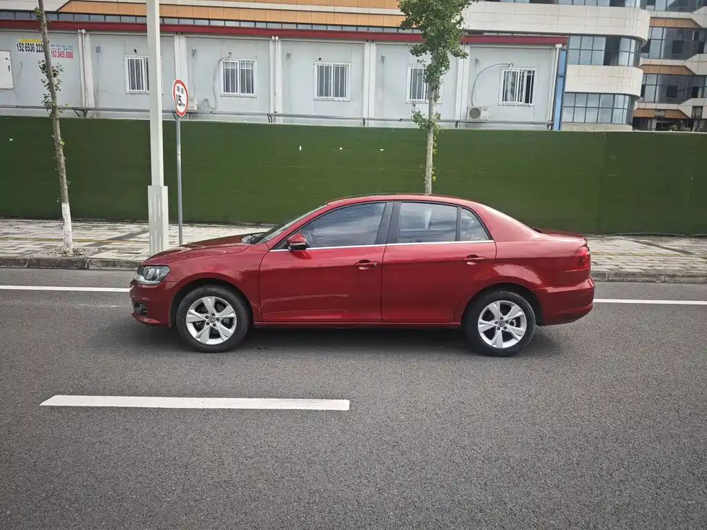 Volkswagen Bora — миниатюра 3
