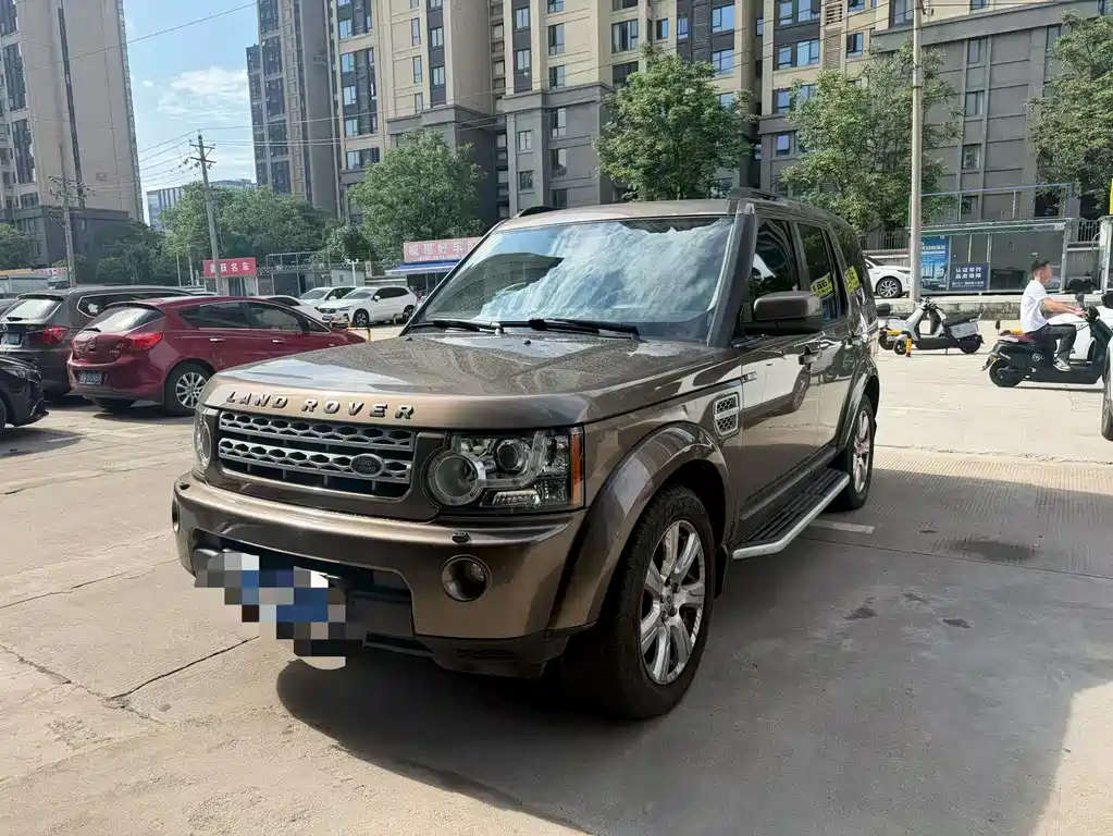 Land Rover Discovery 2013