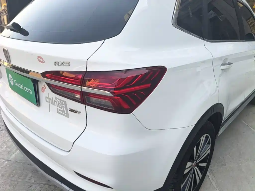 Roewe RX5 — миниатюра 8