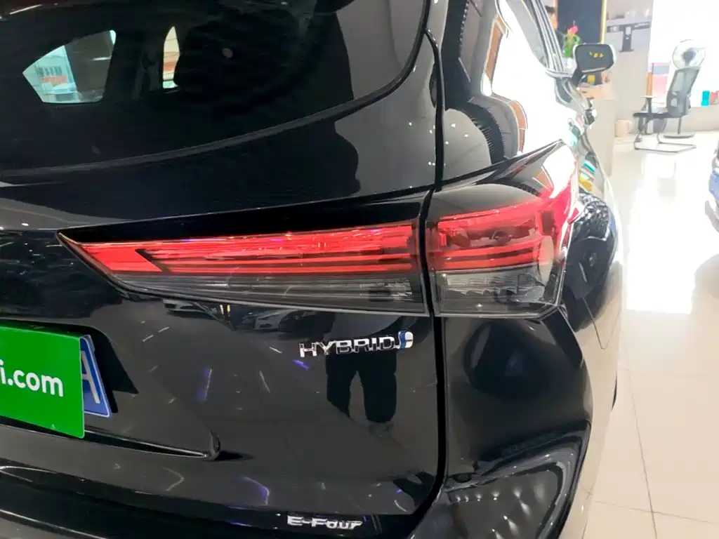 Toyota Highlander — миниатюра 8