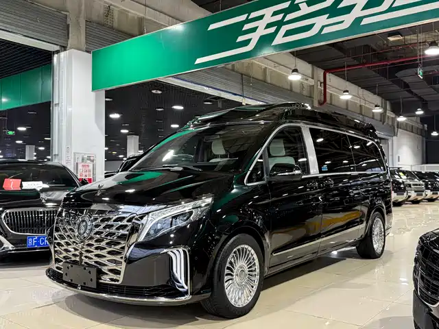 MERCEDES-BENZ  V CLASS 2023