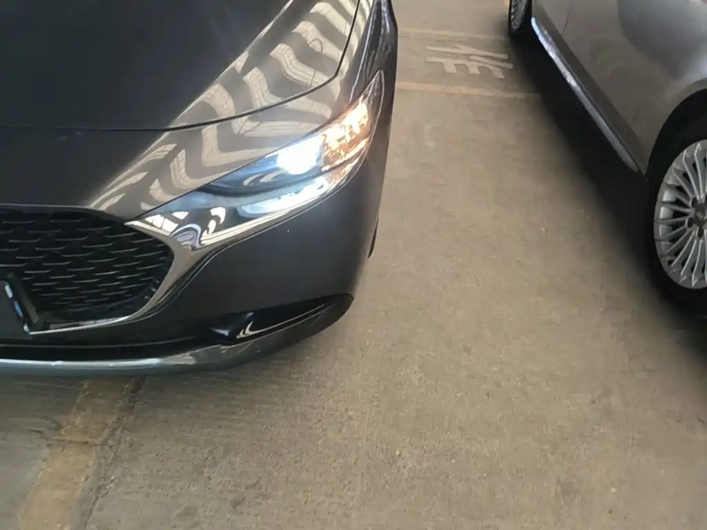 Mazda 3 Axela — миниатюра 24