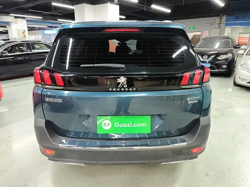 Peugeot 5008 — миниатюра 6